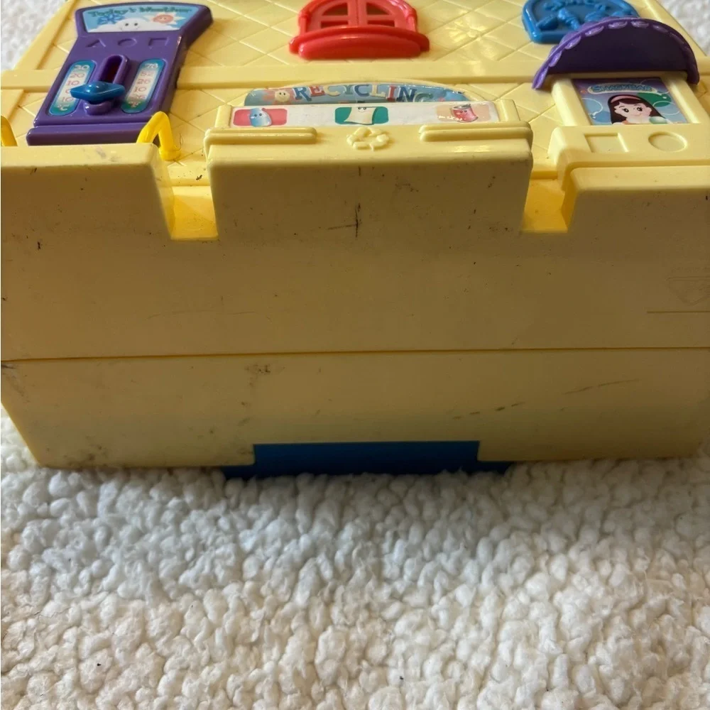 School Dollhouse  MY KINDERGARTEN Plastic Building Vintage 90's Toy